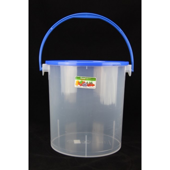 757H PLASTIC CONTAINER W/HANDLE